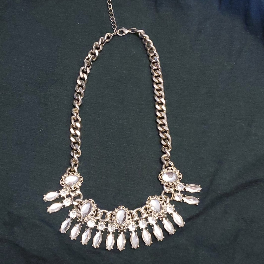 Sparkle statement necklace